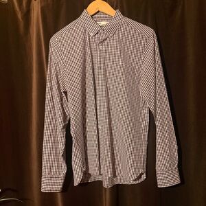 Onassis (ONS) gingham button down